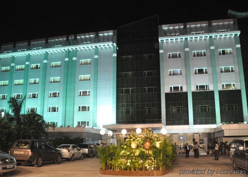 Manasarovar - The Fern Hyderabad Exterior foto