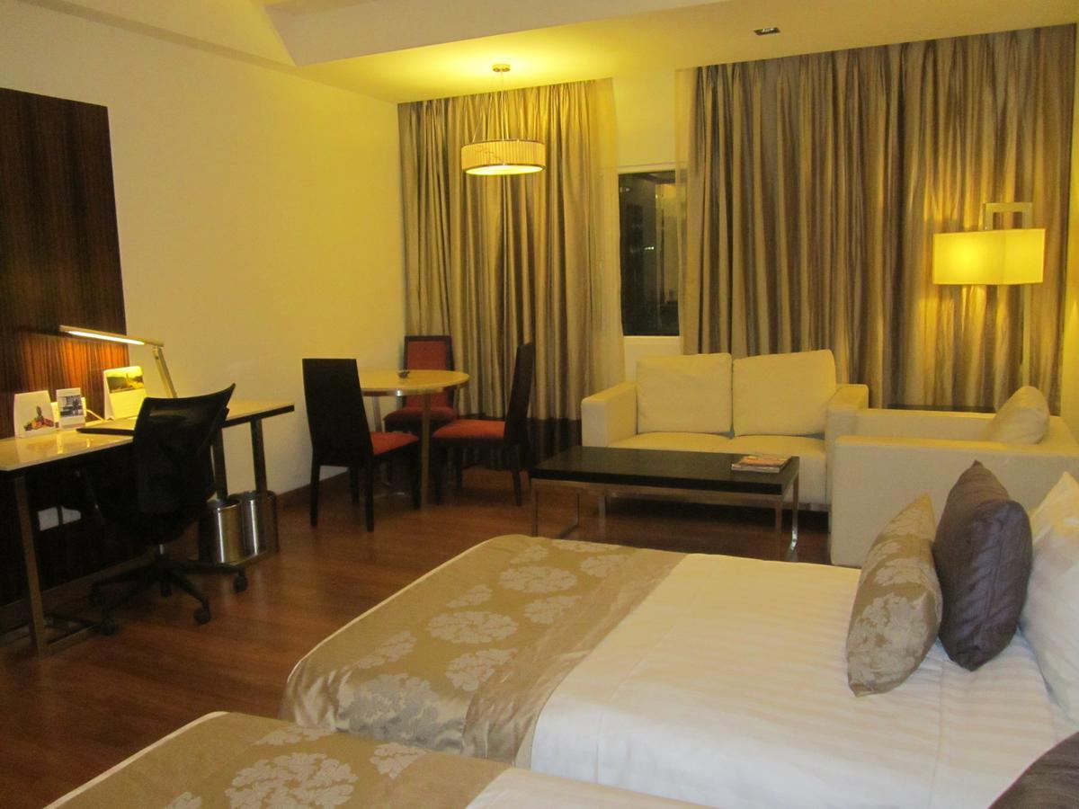 Manasarovar - The Fern Hyderabad Exterior foto