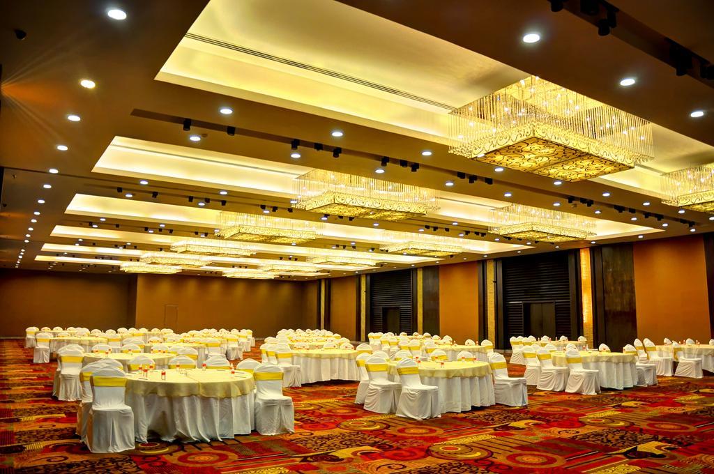 Manasarovar - The Fern Hyderabad Exterior foto